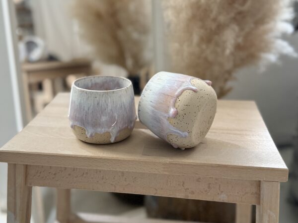 Skodelica brez ročaja