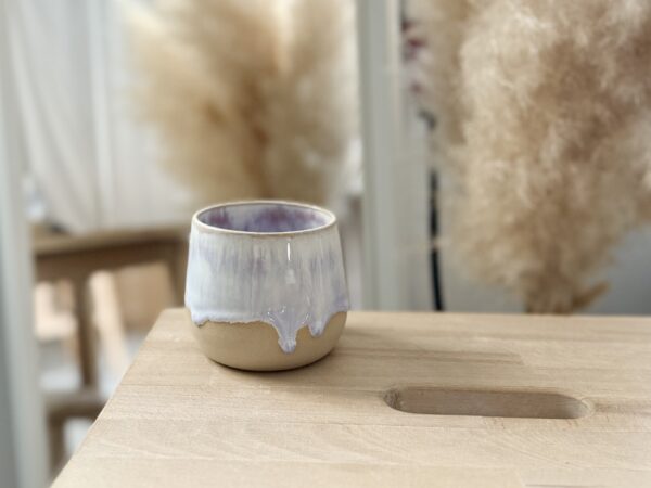 Skodelica brez ročaja